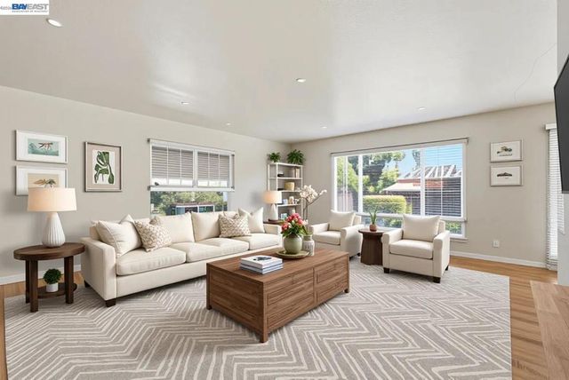 930 Castle St, San Leandro, CA 94578