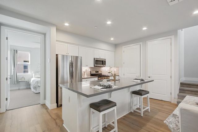 1053 Caspian Pink Ter, Davis, CA 95616