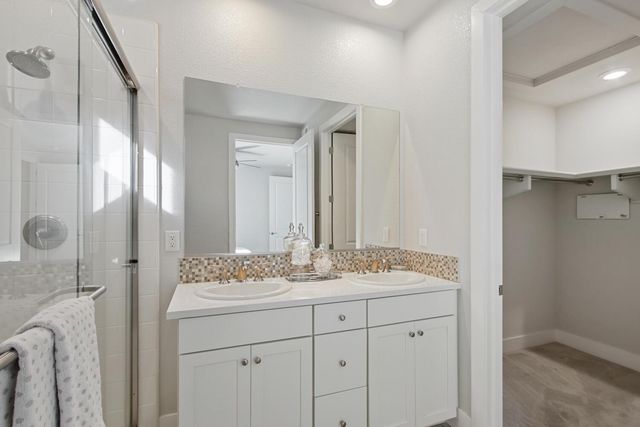 1053 Caspian Pink Ter, Davis, CA 95616