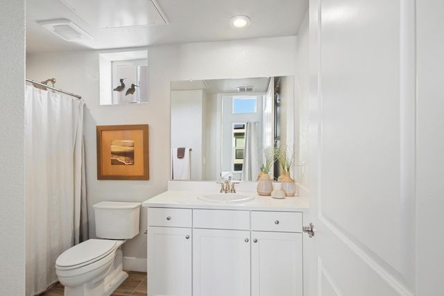 1053 Caspian Pink Ter, Davis, CA 95616