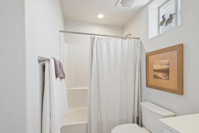 1053 Caspian Pink Ter, Davis, CA 95616