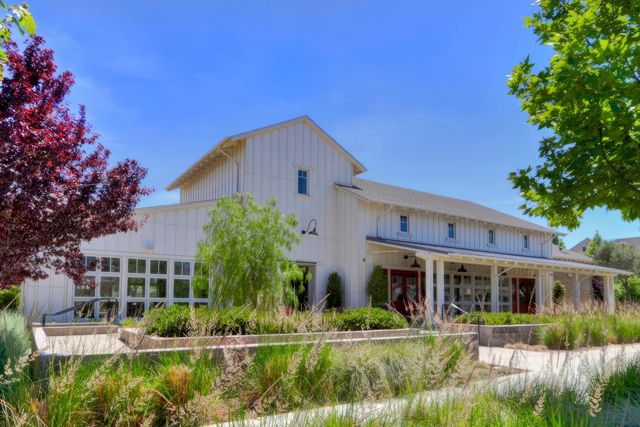 1053 Caspian Pink Ter, Davis, CA 95616