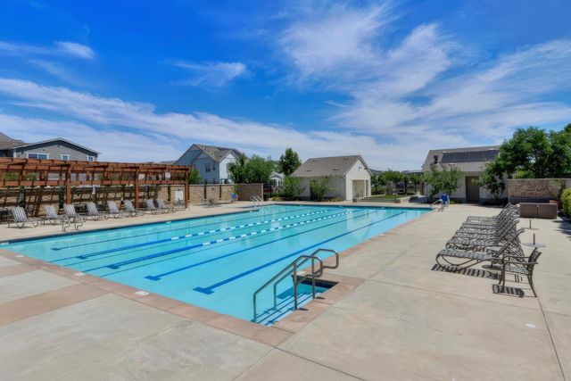 1053 Caspian Pink Ter, Davis, CA 95616