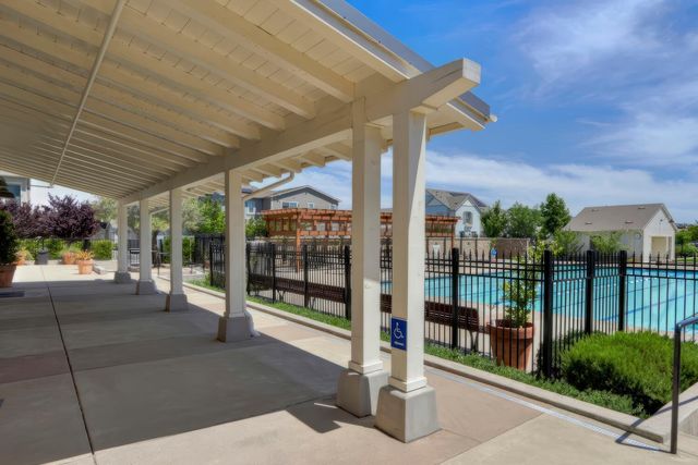 1053 Caspian Pink Ter, Davis, CA 95616