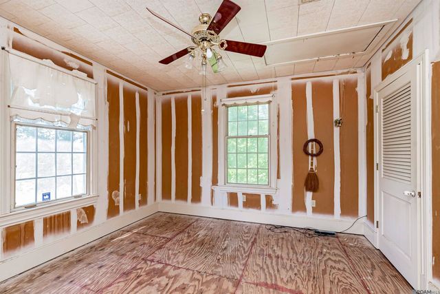 6391 La Hwy 412, Slaughter, LA 70777