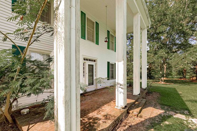 6391 La Hwy 412, Slaughter, LA 70777