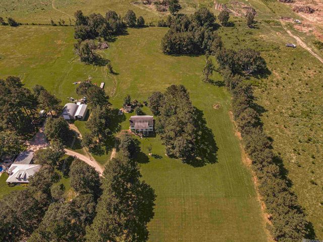 6391 La Hwy 412, Slaughter, LA 70777