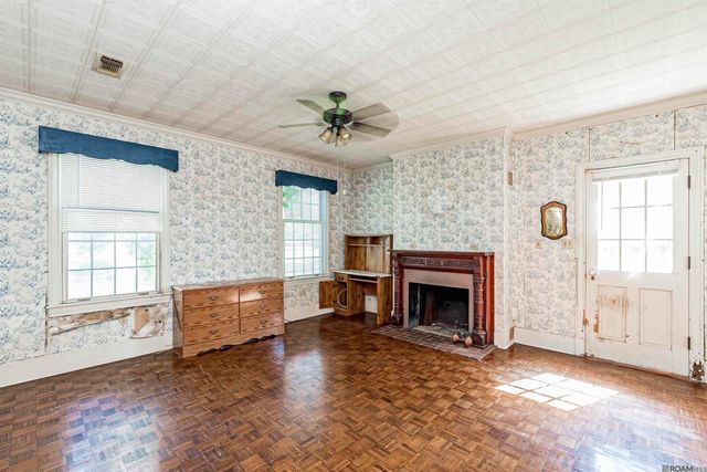 6391 La Hwy 412, Slaughter, LA 70777