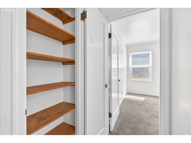 345 Nw NORMAN Ave, Gresham, OR 97030