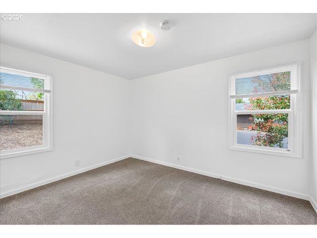 345 Nw NORMAN Ave, Gresham, OR 97030