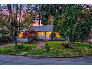 345 Nw NORMAN Ave, Gresham, OR 97030
