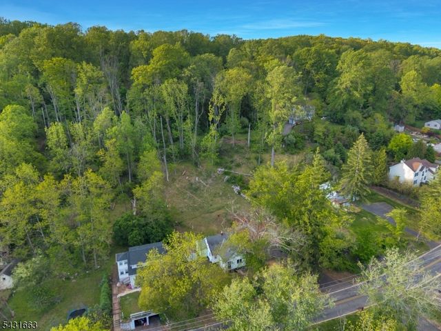 106 Cregar Rd, High Bridge Boro, NJ 08829