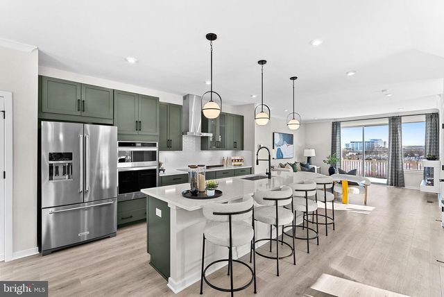 2461 MYSTIC MAROON TER, Ashburn, VA 20147