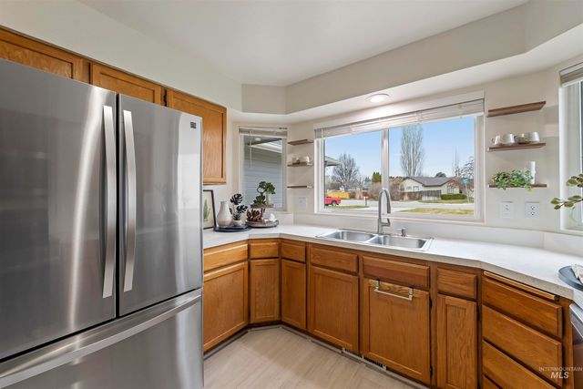 1907 E Pineridge Drive, Boise, ID 83716