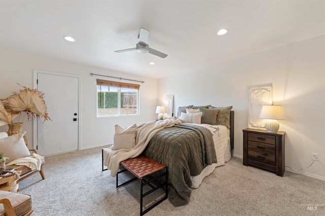 1907 E Pineridge Drive, Boise, ID 83716