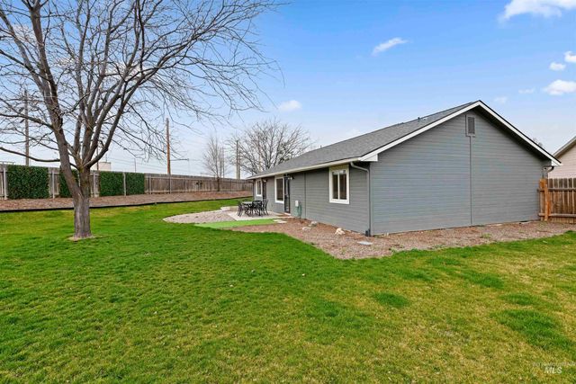 1907 E Pineridge Drive, Boise, ID 83716