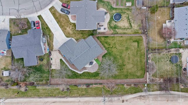 1907 E Pineridge Drive, Boise, ID 83716