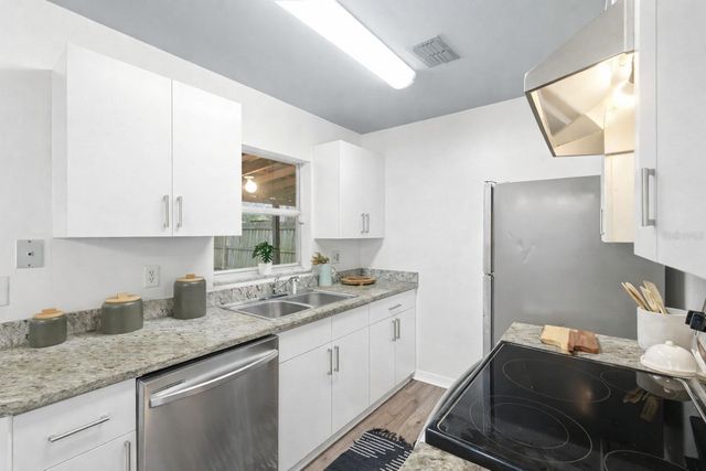 1245 COOLMONT DRIVE, Brandon, FL 33511