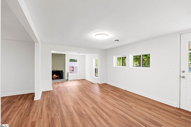 33 Golden Lane, Piedmont, SC 29673