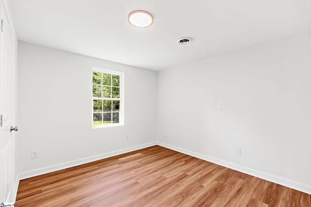 33 Golden Lane, Piedmont, SC 29673