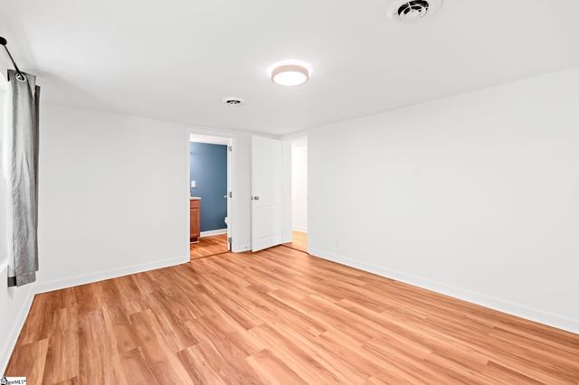 33 Golden Lane, Piedmont, SC 29673
