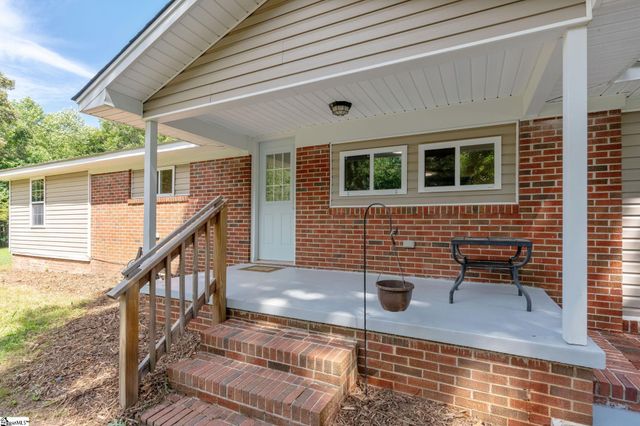33 Golden Lane, Piedmont, SC 29673