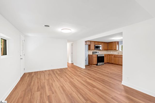33 Golden Lane, Piedmont, SC 29673