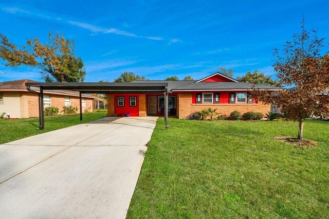 2914 Dragonwick Drive, Houston, TX 77045