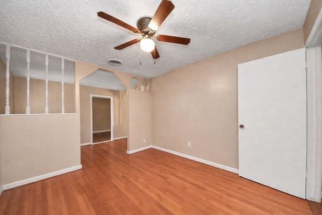 2914 Dragonwick Drive, Houston, TX 77045