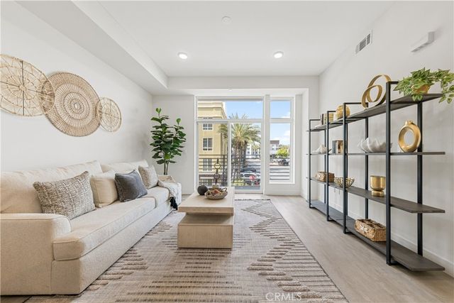 168 S Monterey Street 205, Alhambra, CA 91801