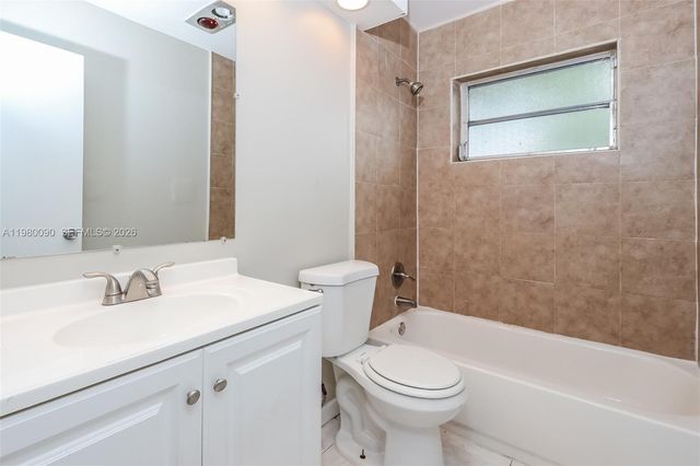 7401 NW 58th St, Tamarac, FL 33321