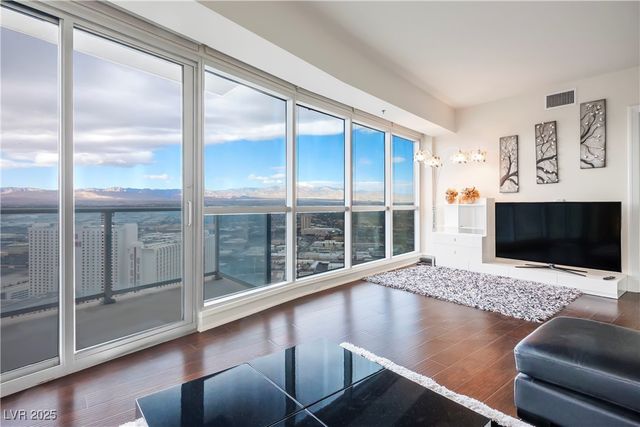 2700 Las Vegas Boulevard 3708, Las Vegas, NV 89109