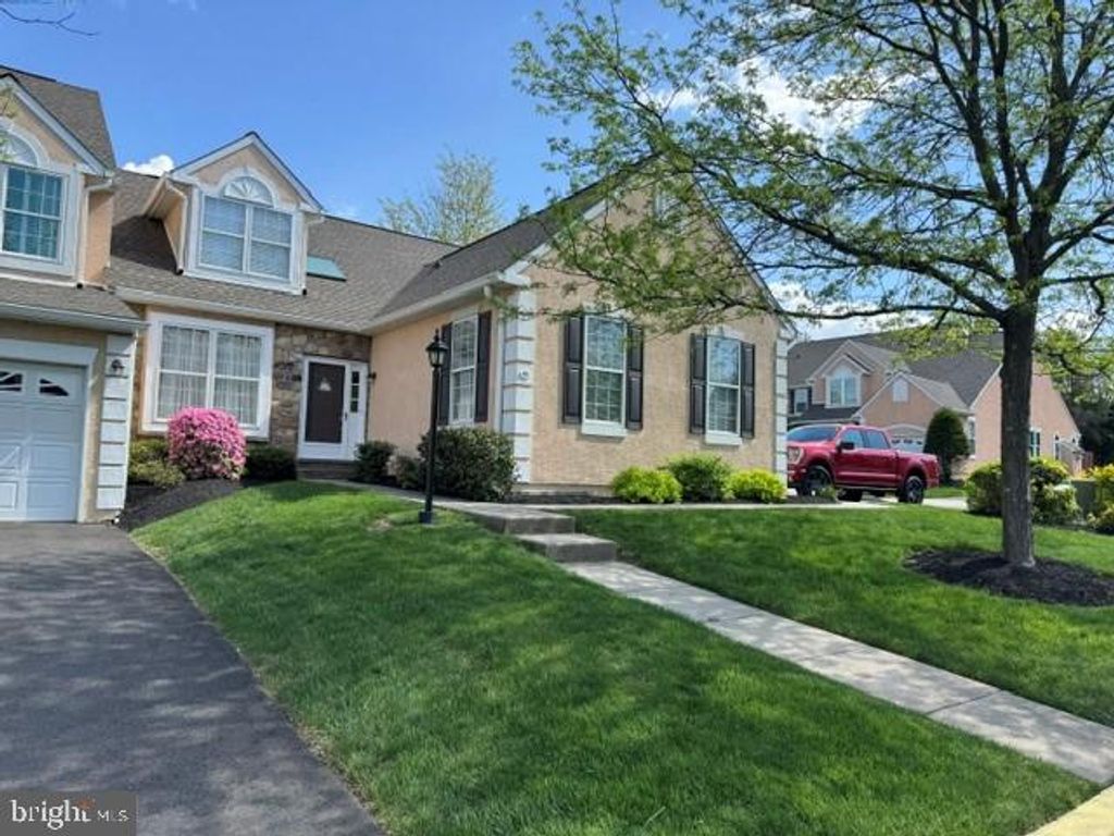 48 WHEATSHEAF LN #, NORRISTOWN, PA 19403 — exterior