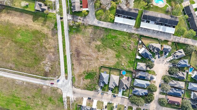 7403 Chasewood Drive, Houston, TX 77085