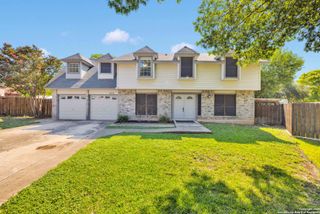 8802 Boise Hills Dr, San Antonio, TX 78250