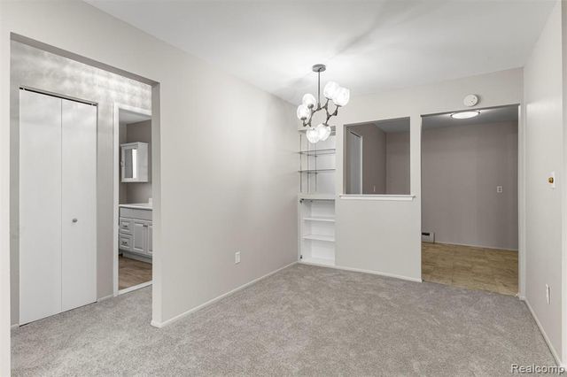 26305 W 7 Mile Road 101, Redford, MI 48240