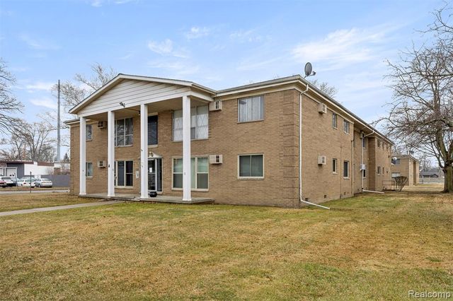 26305 W 7 Mile Road 101, Redford, MI 48240