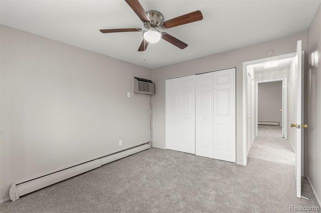 26305 W 7 Mile Road 101, Redford, MI 48240