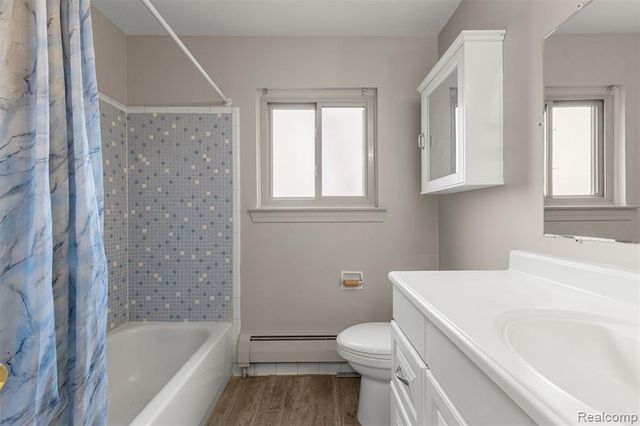 26305 W 7 Mile Road 101, Redford, MI 48240