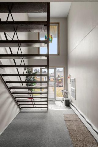 26305 W 7 Mile Road 101, Redford, MI 48240