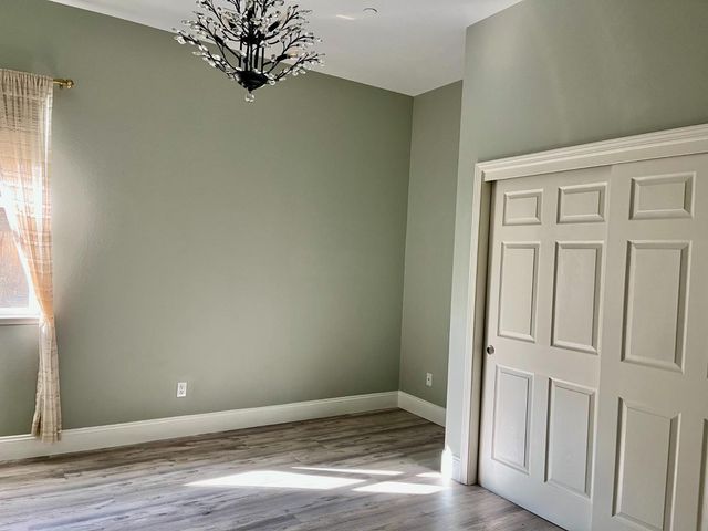 2845 E Goshen, Fresno, CA 93720