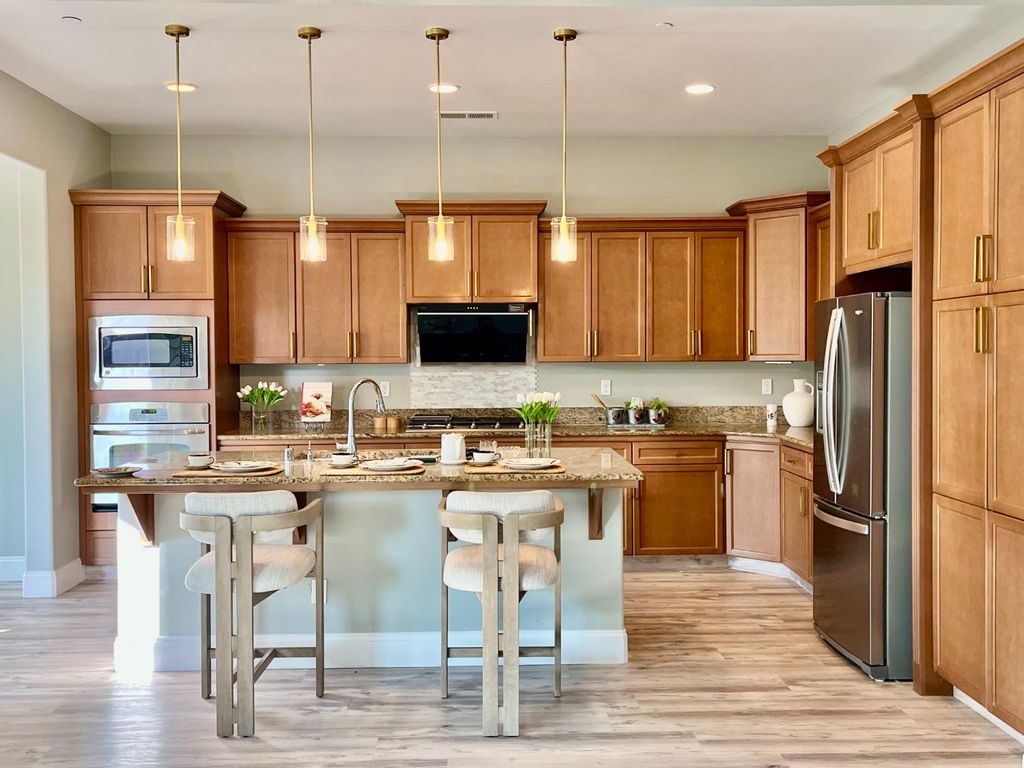 Image 15 of property listing at 2845 E Goshen, Fresno, CA 93720