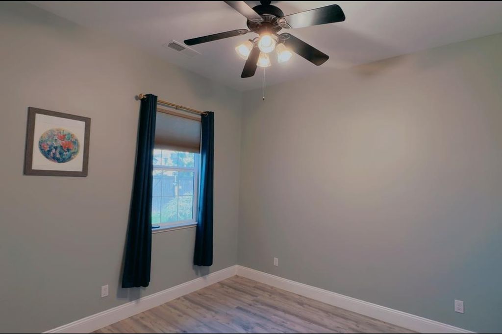 Image 38 of property listing at 2845 E Goshen, Fresno, CA 93720