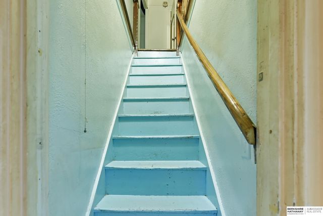 7916 N 30th Street, Omaha, NE 68122