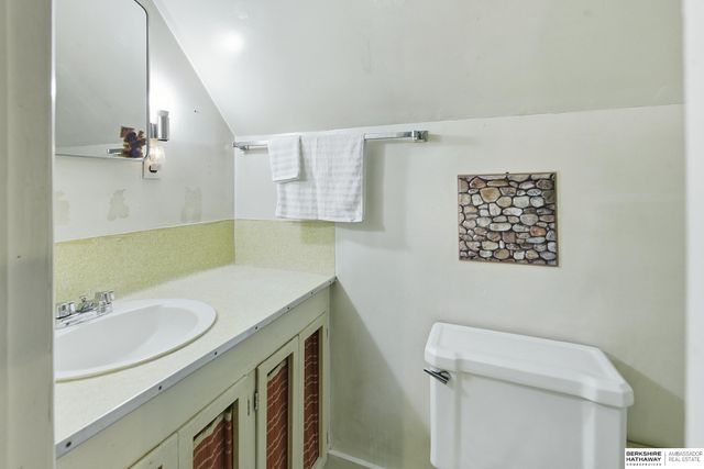 7916 N 30th Street, Omaha, NE 68122