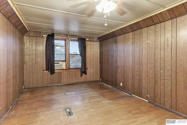 7916 N 30th Street, Omaha, NE 68122