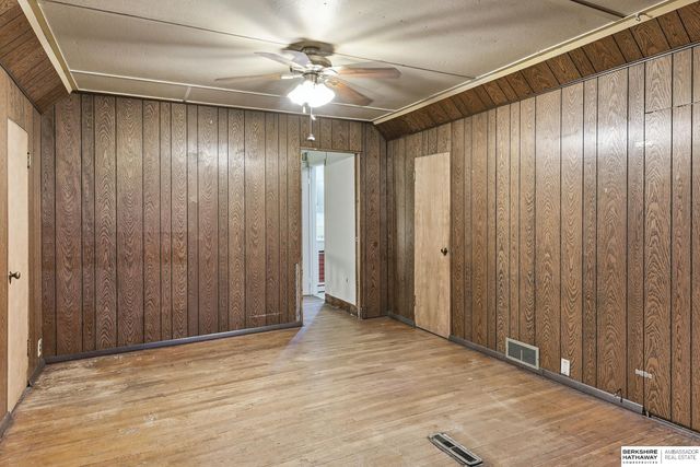 7916 N 30th Street, Omaha, NE 68122