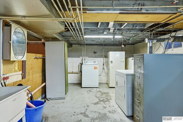 7916 N 30th Street, Omaha, NE 68122