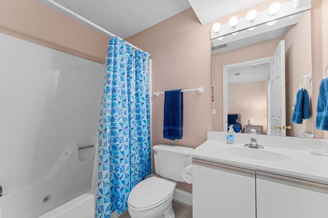 902 Rocky Shore Terrace, Kimberling City, MO 65686