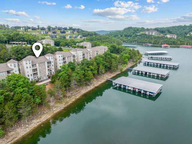 902 Rocky Shore Terrace, Kimberling City, MO 65686
